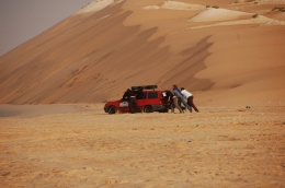 Sahara-Rallye f�r den guten Zweck